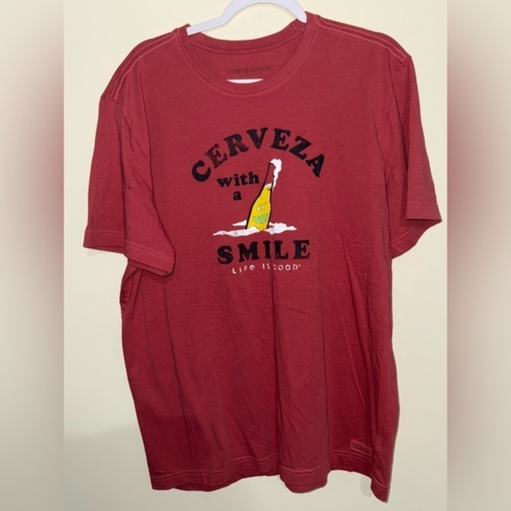 Life Is Good Men's Red Cerveza Graphic Tee